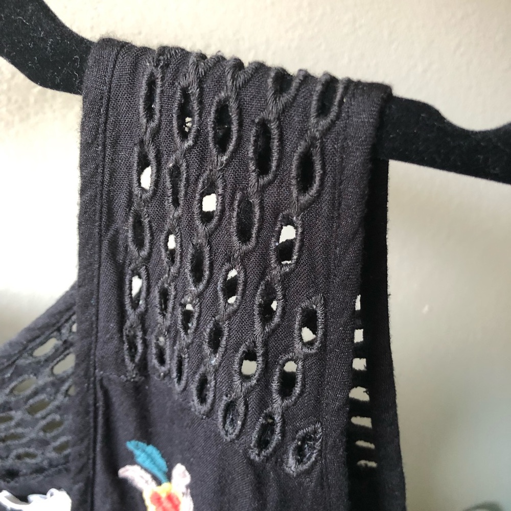 Embroidered Mini dress - Picture 4 of 6